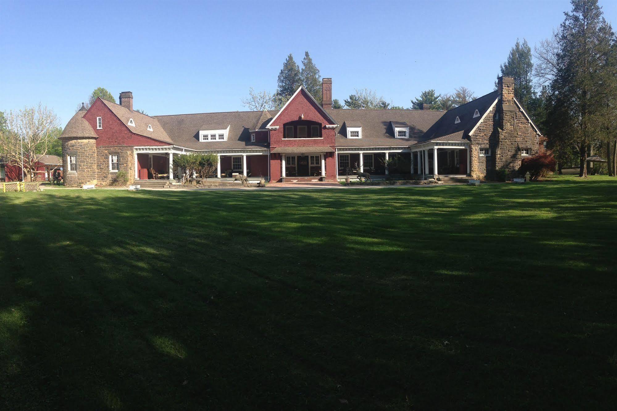 Aspen Manor Resort Wellsburg Exterior photo